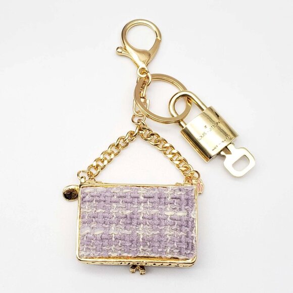 Authentic Louis Vuitton Lock & Key with Unbranded Bag Charm, Keychain - Picture 6 of 9